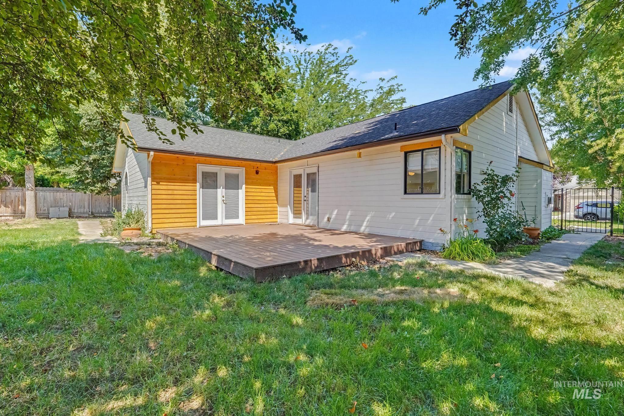 main property photo 33