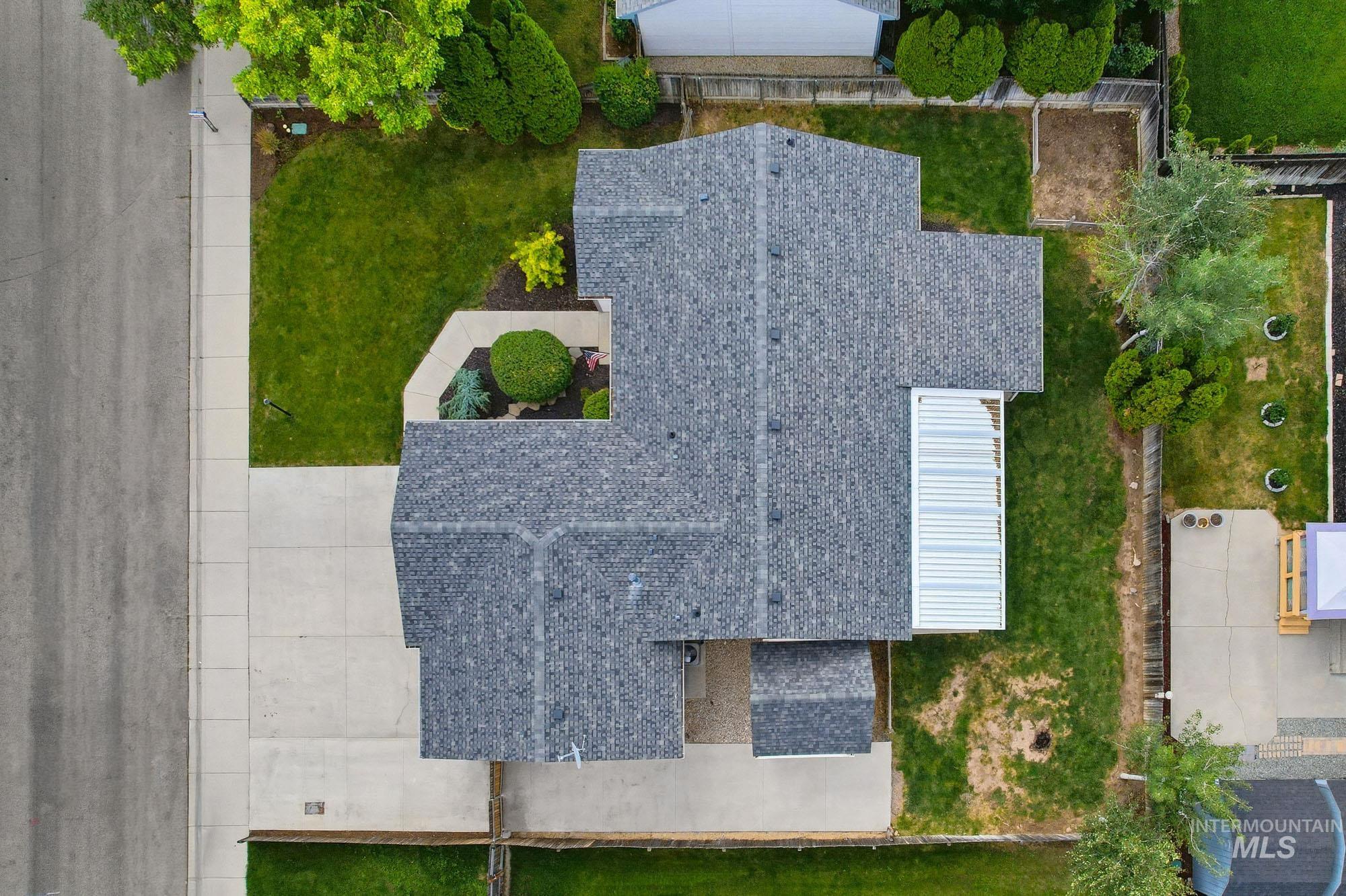 main property photo 48