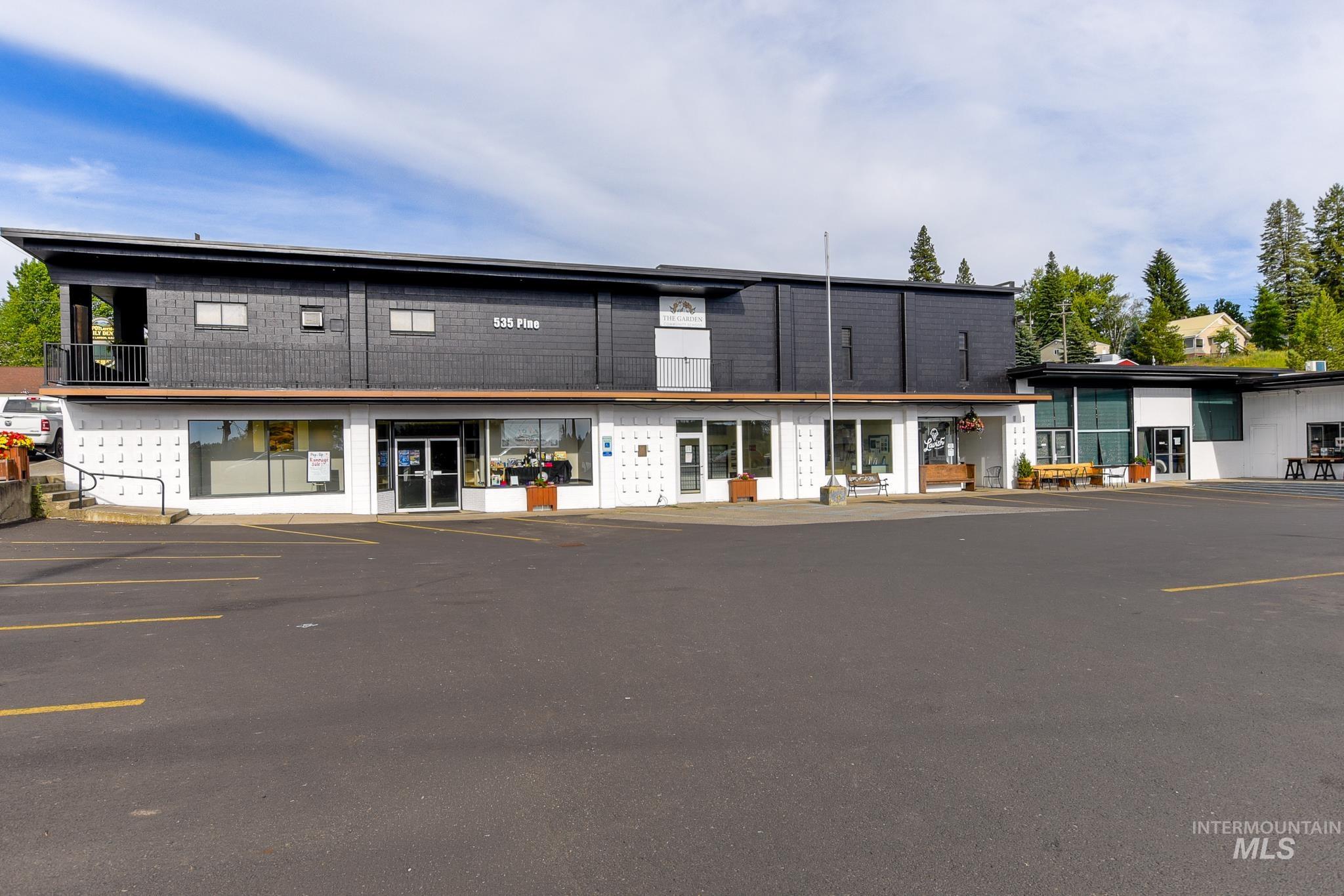 main property photo 43