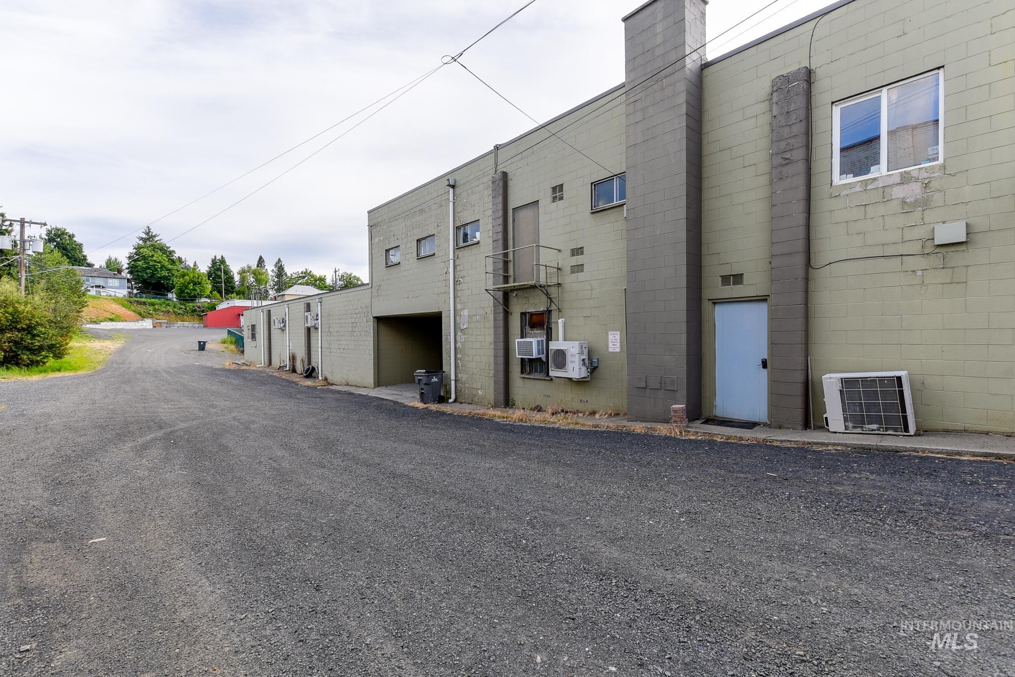 main property photo 46