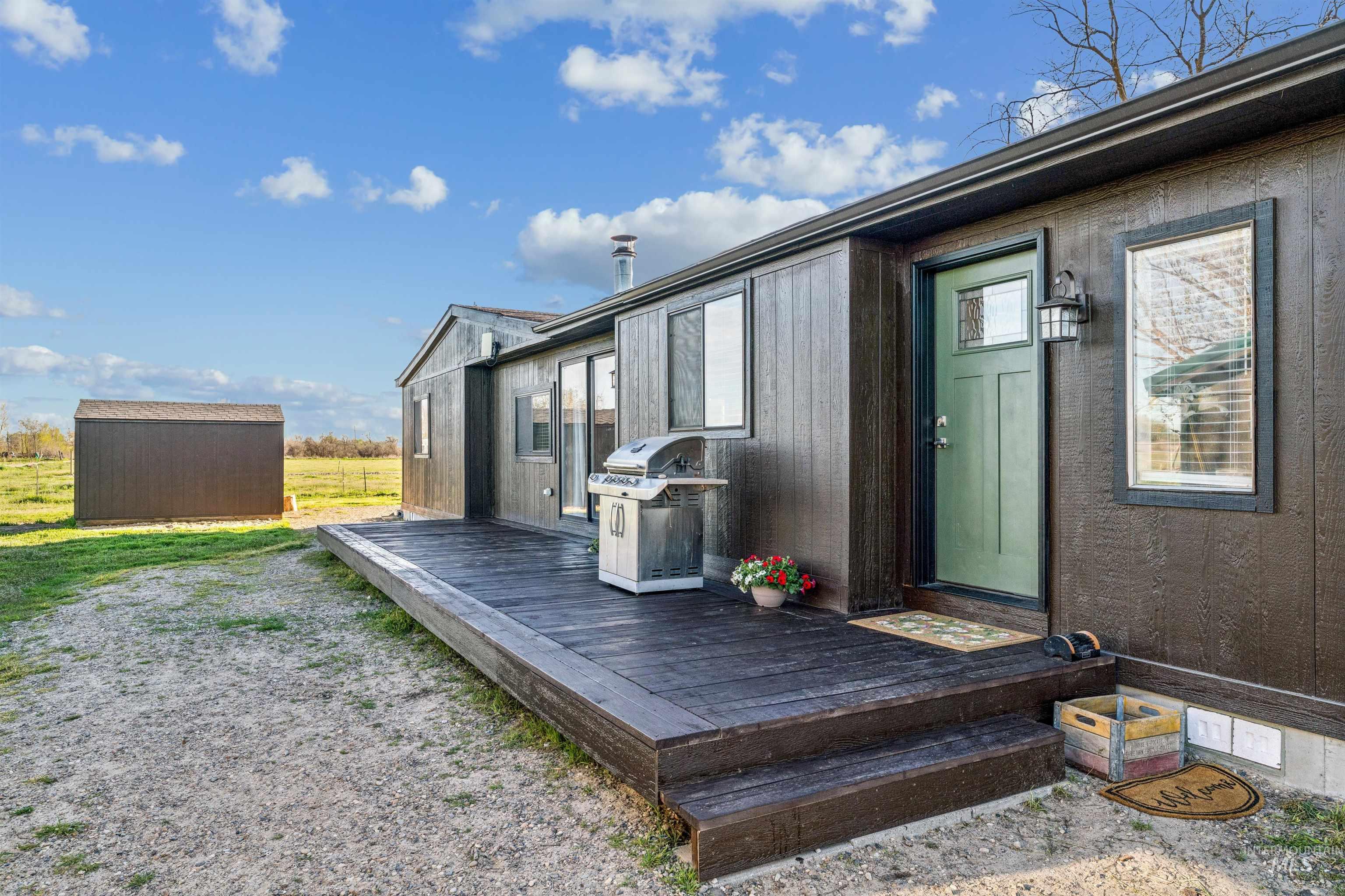 main property photo 10