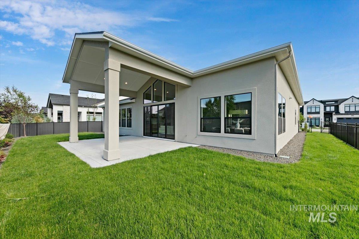main property photo 48