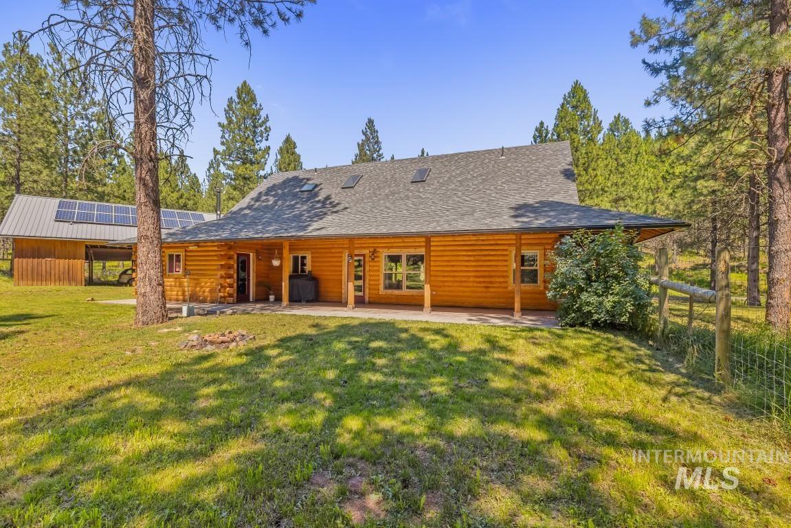 main property photo 40