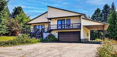 image of property with 4 Bed | 3 Bath | 1,920 Sqft