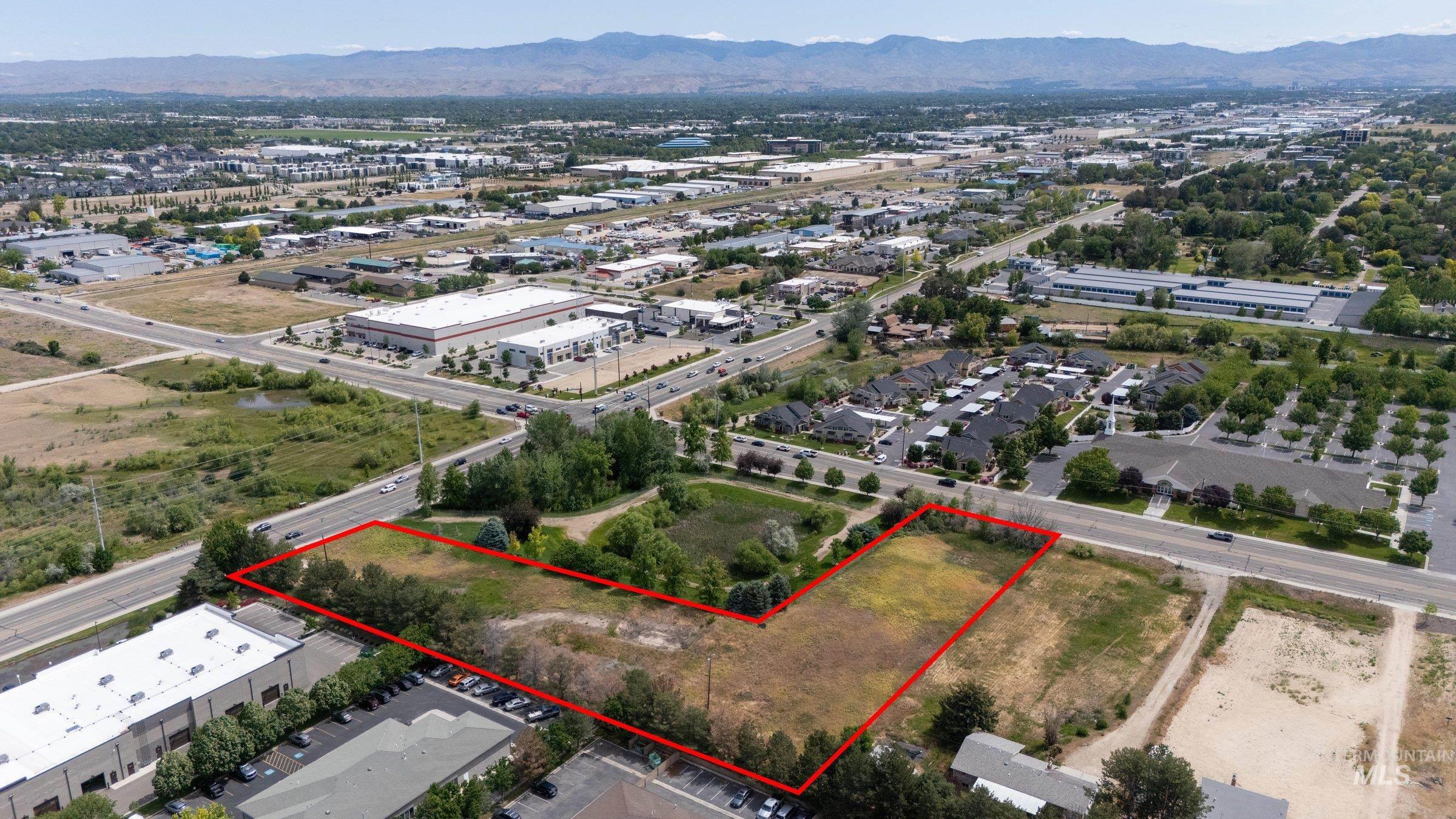 main property photo 11