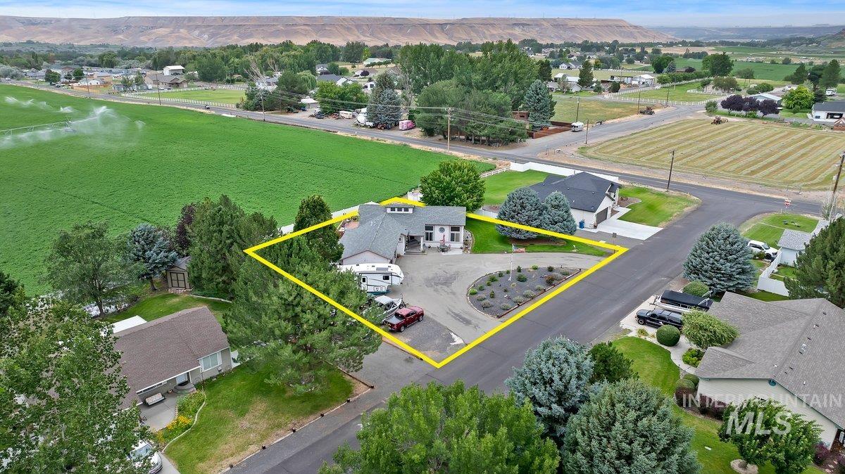 main property photo 22