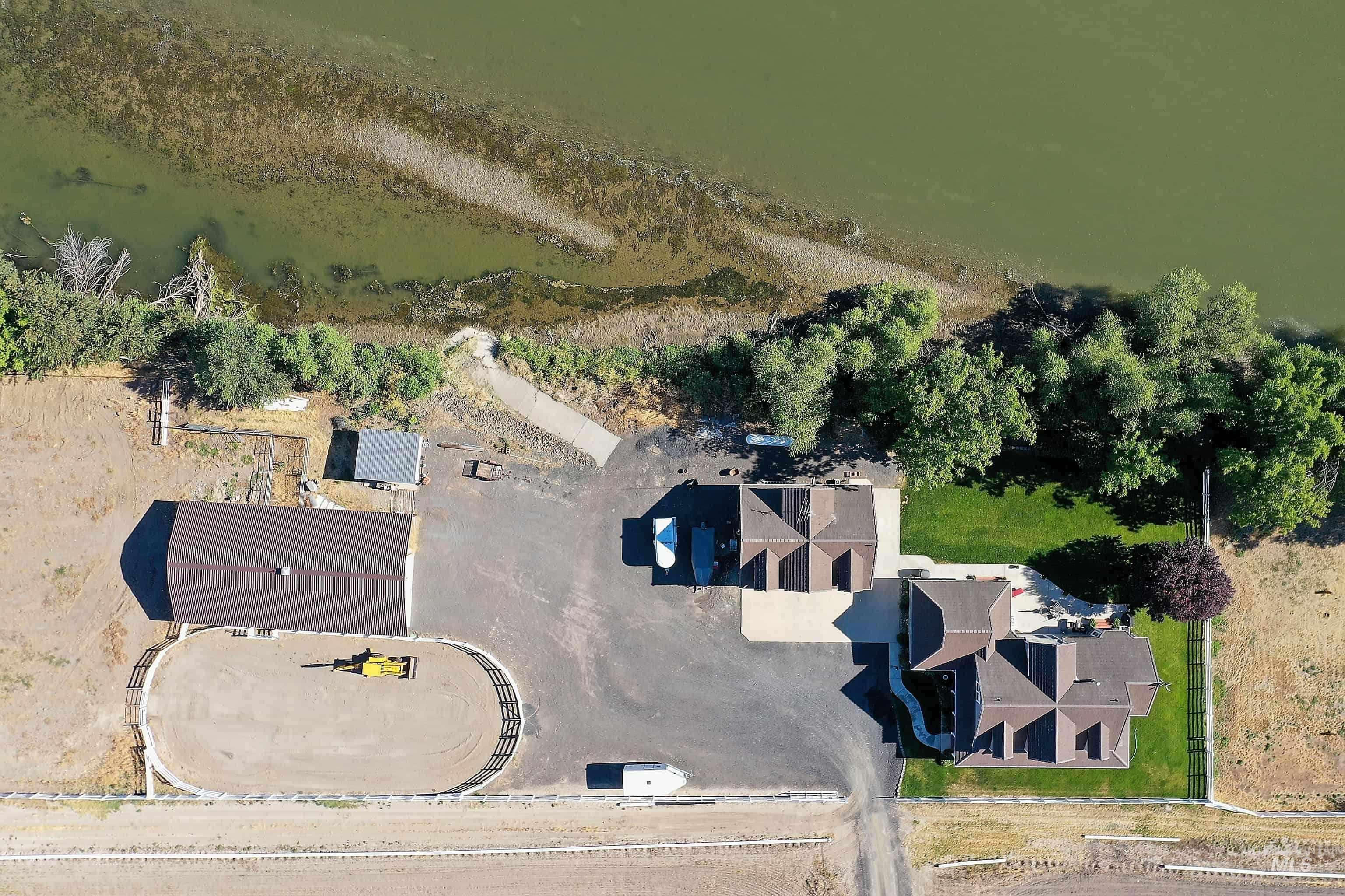 main property photo 49