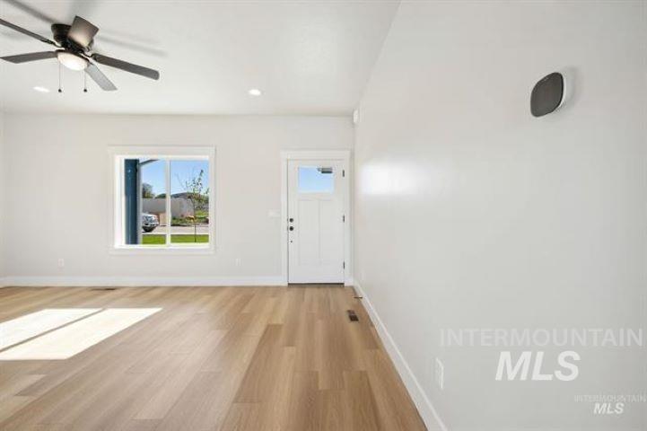 property viewer photo 17