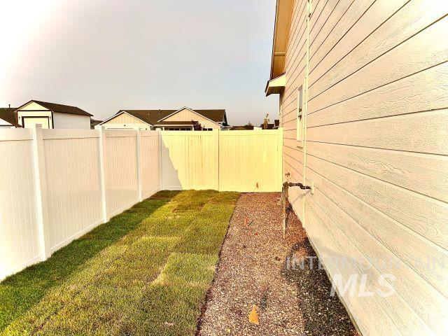 property viewer photo 24
