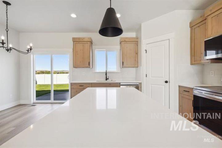 property viewer photo 7