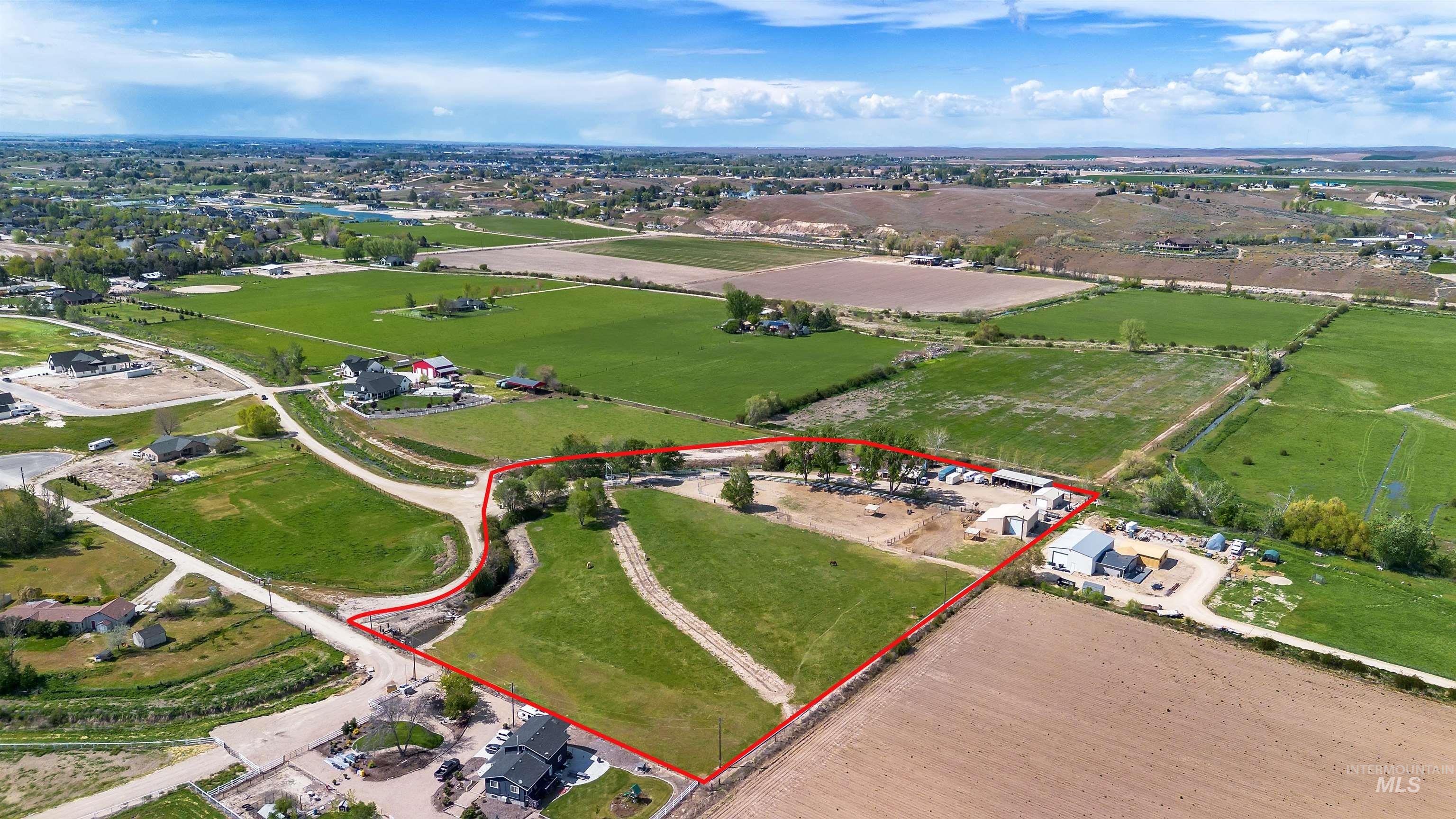 main property photo 10