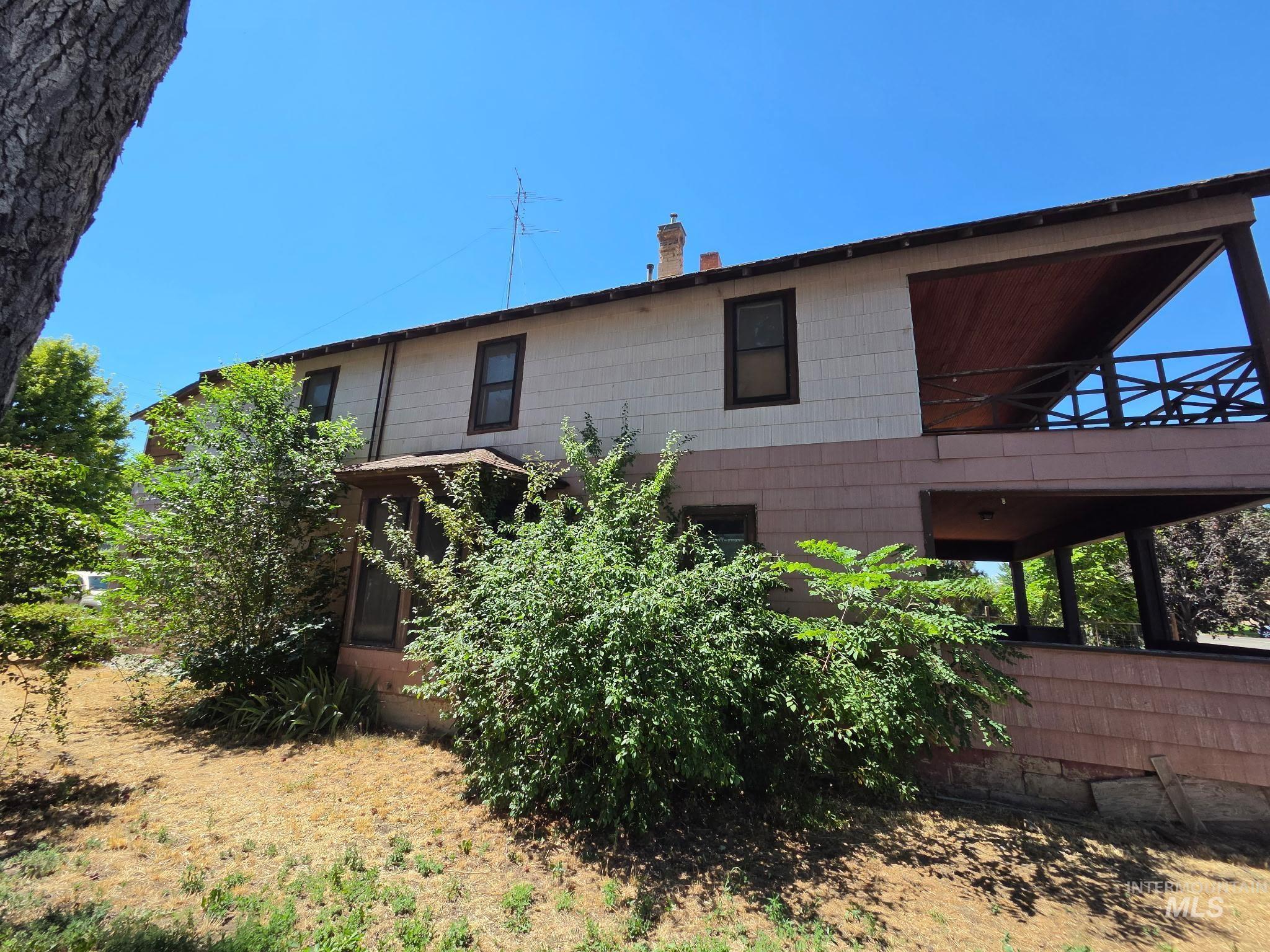 main property photo 4