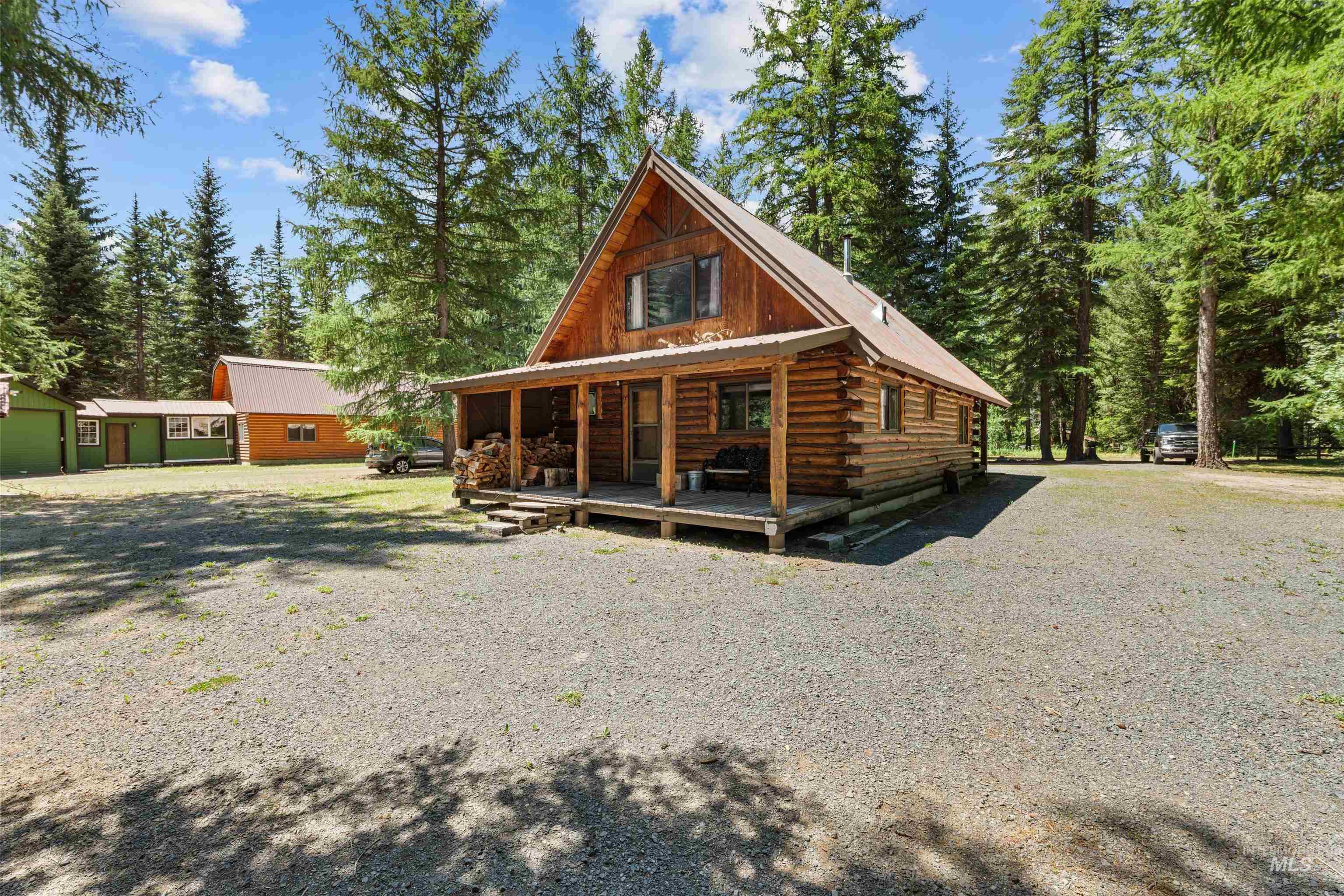 main property photo 30