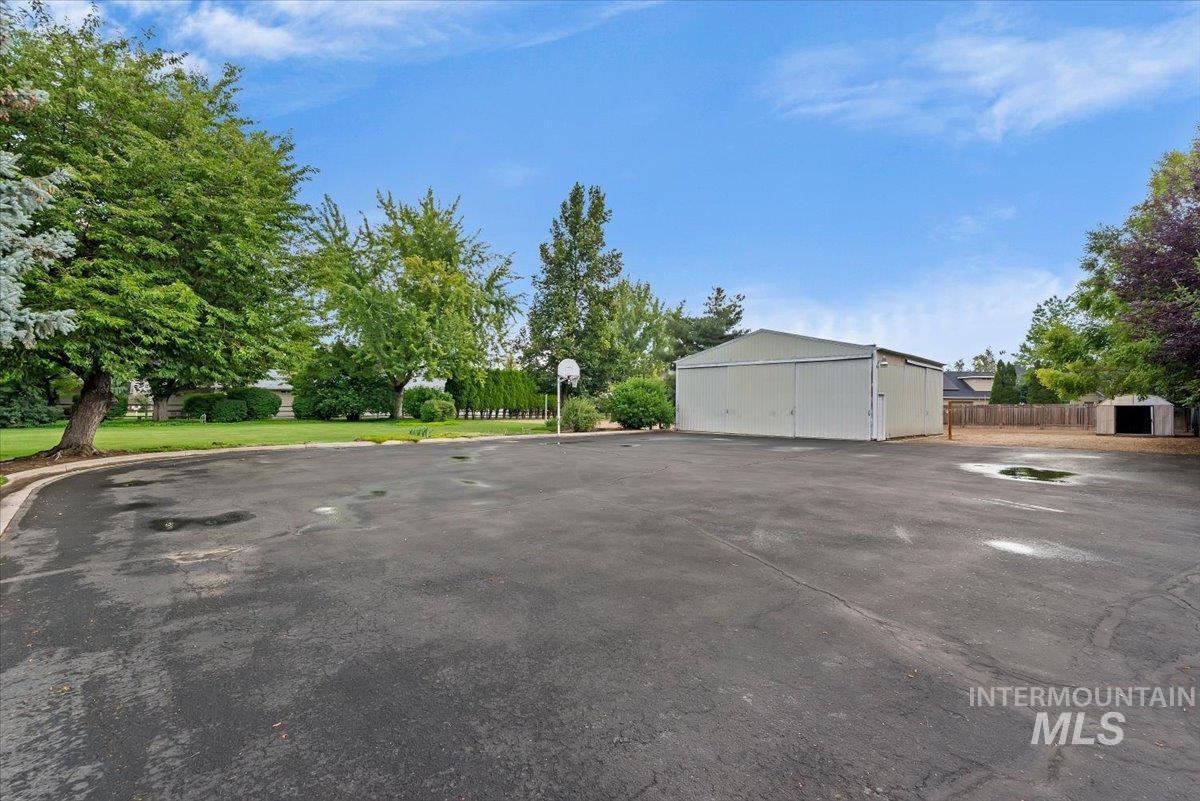main property photo 43