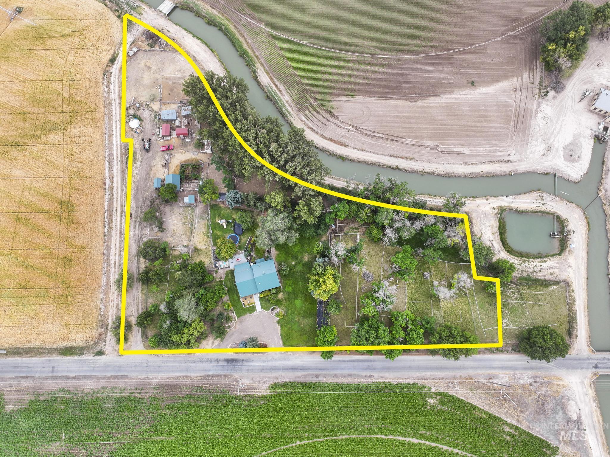 main property photo 44