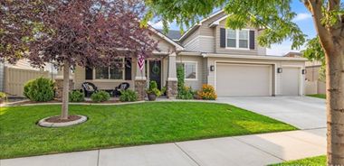 image of property with 4 Bed | 4 Bath | 3,228 Sqft