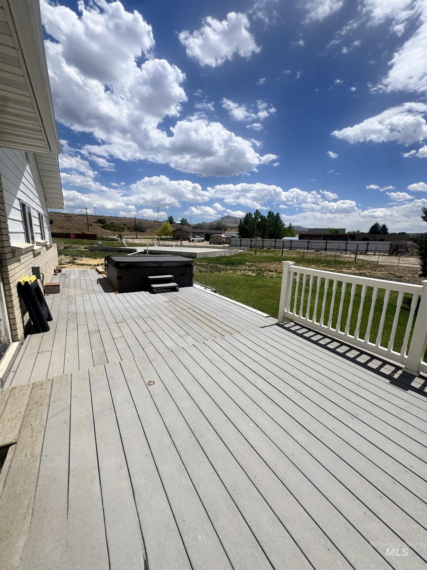 main property photo 44