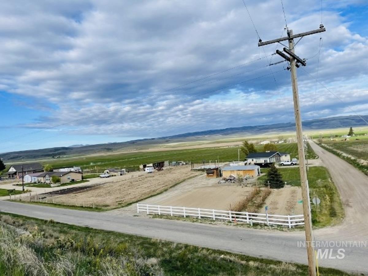 main property photo 48