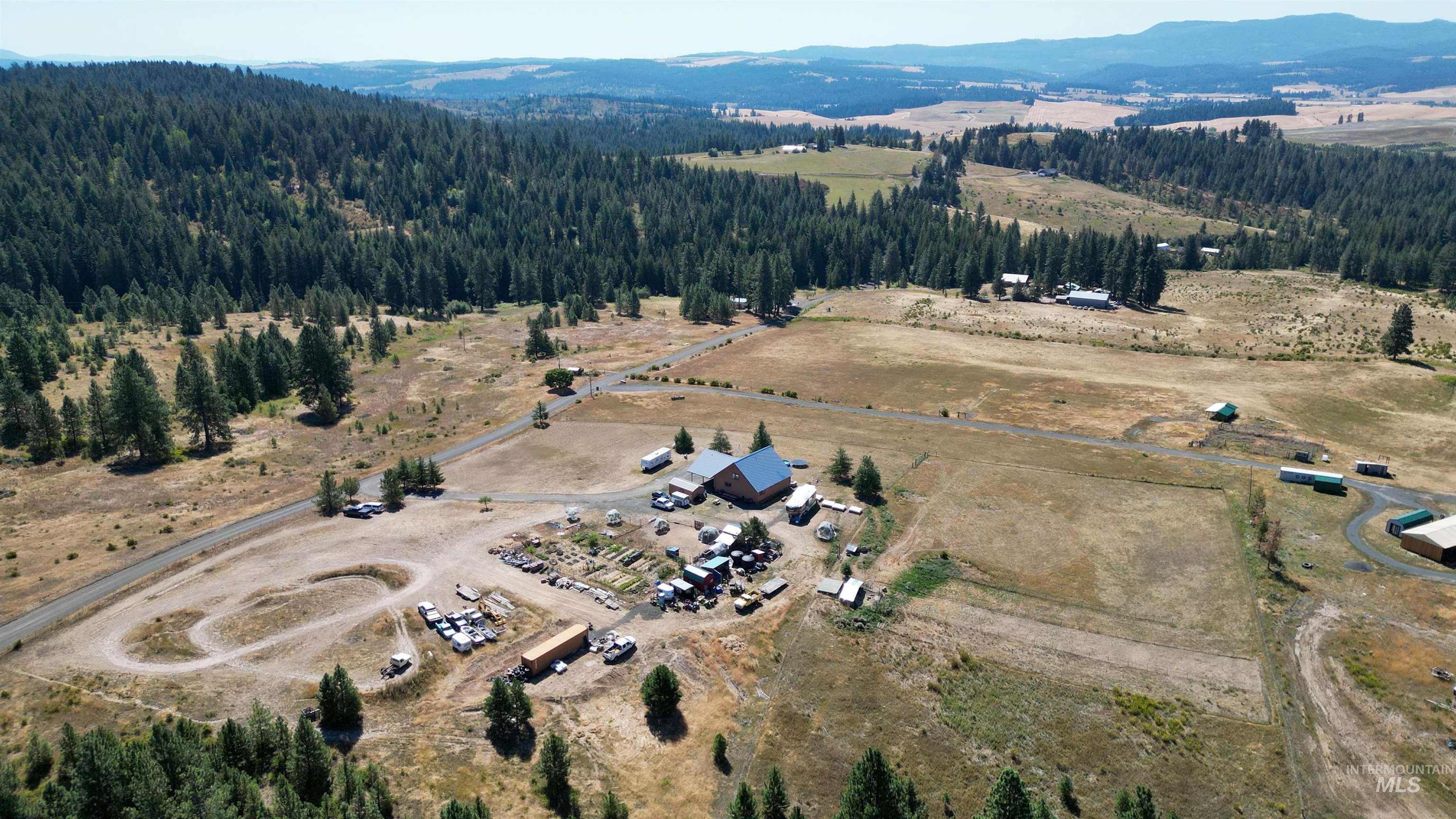 main property photo 23