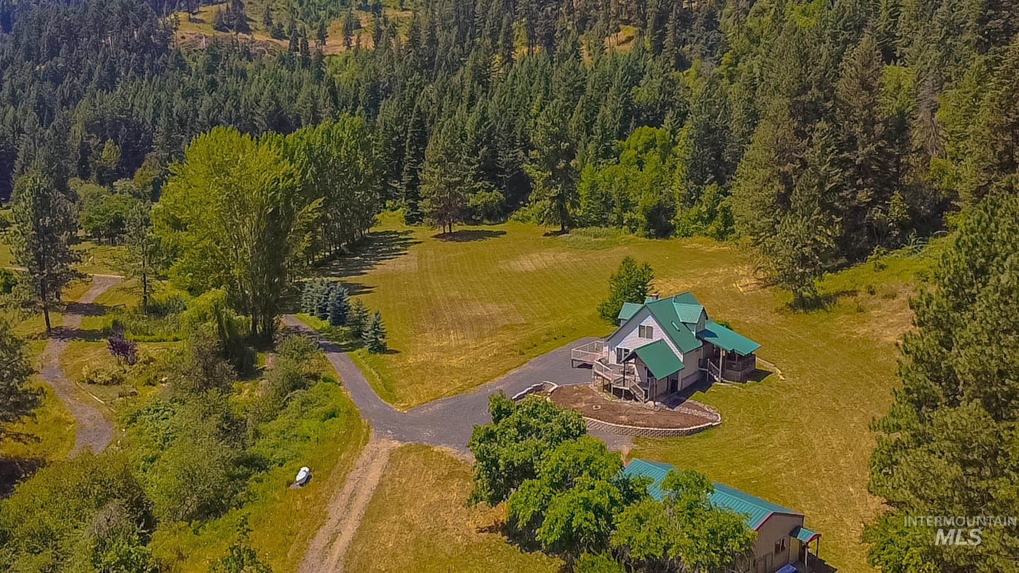 main property photo 8