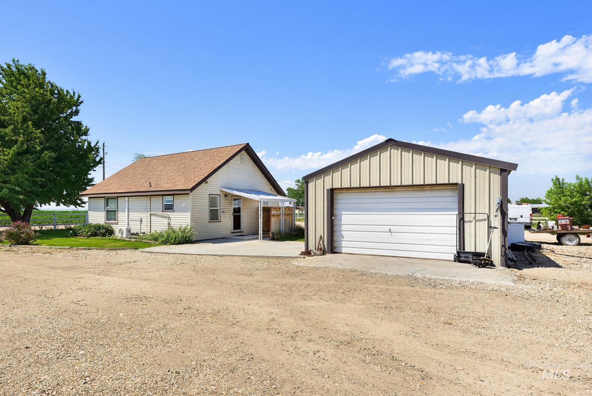 main property photo 47