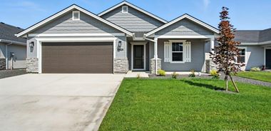 image of property with 3 Bed | 2 Bath | 1,620 Sqft