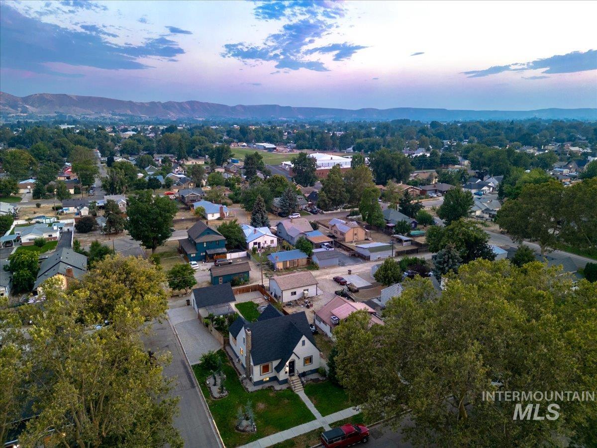 main property photo 45