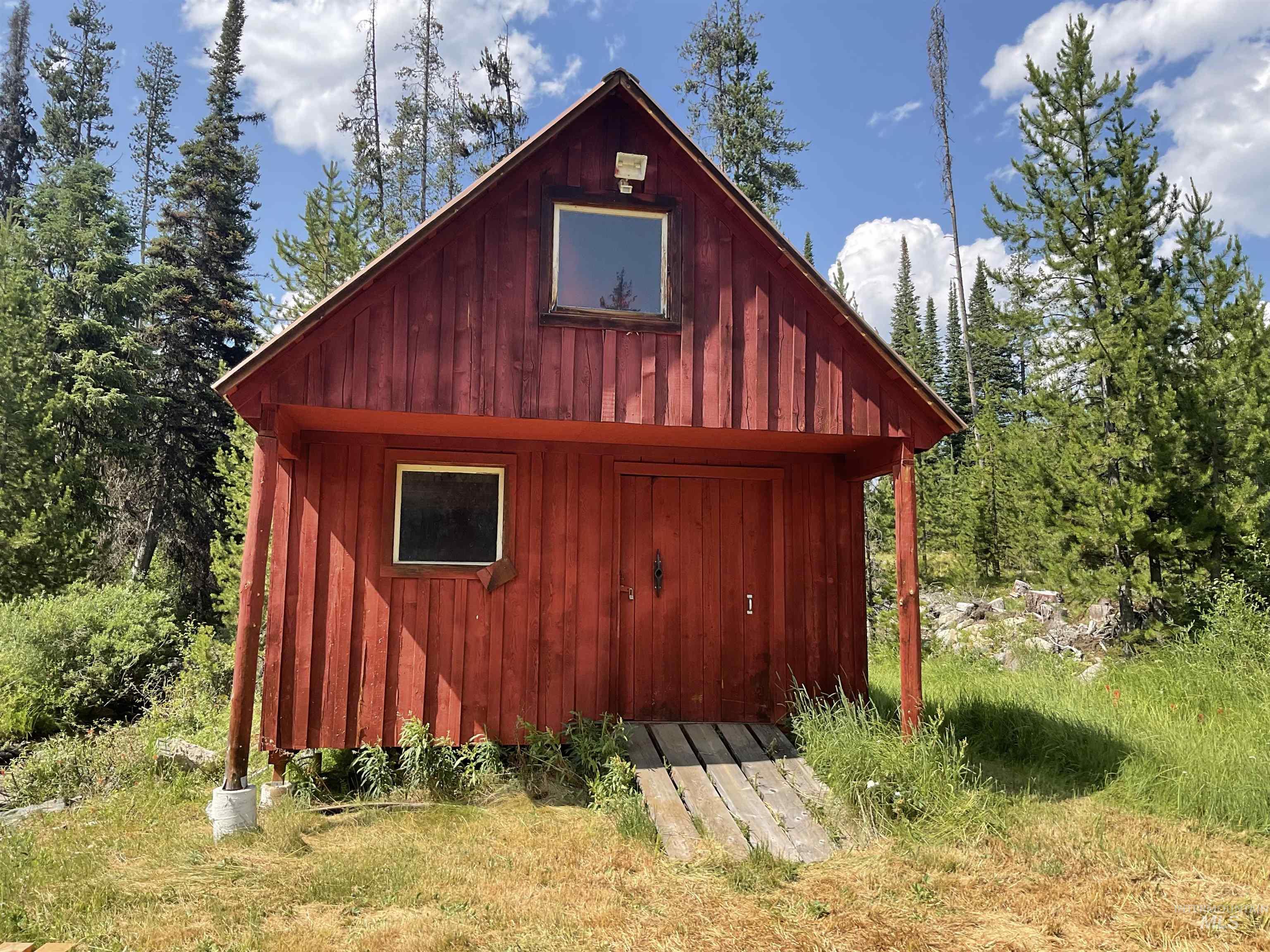 main property photo 8