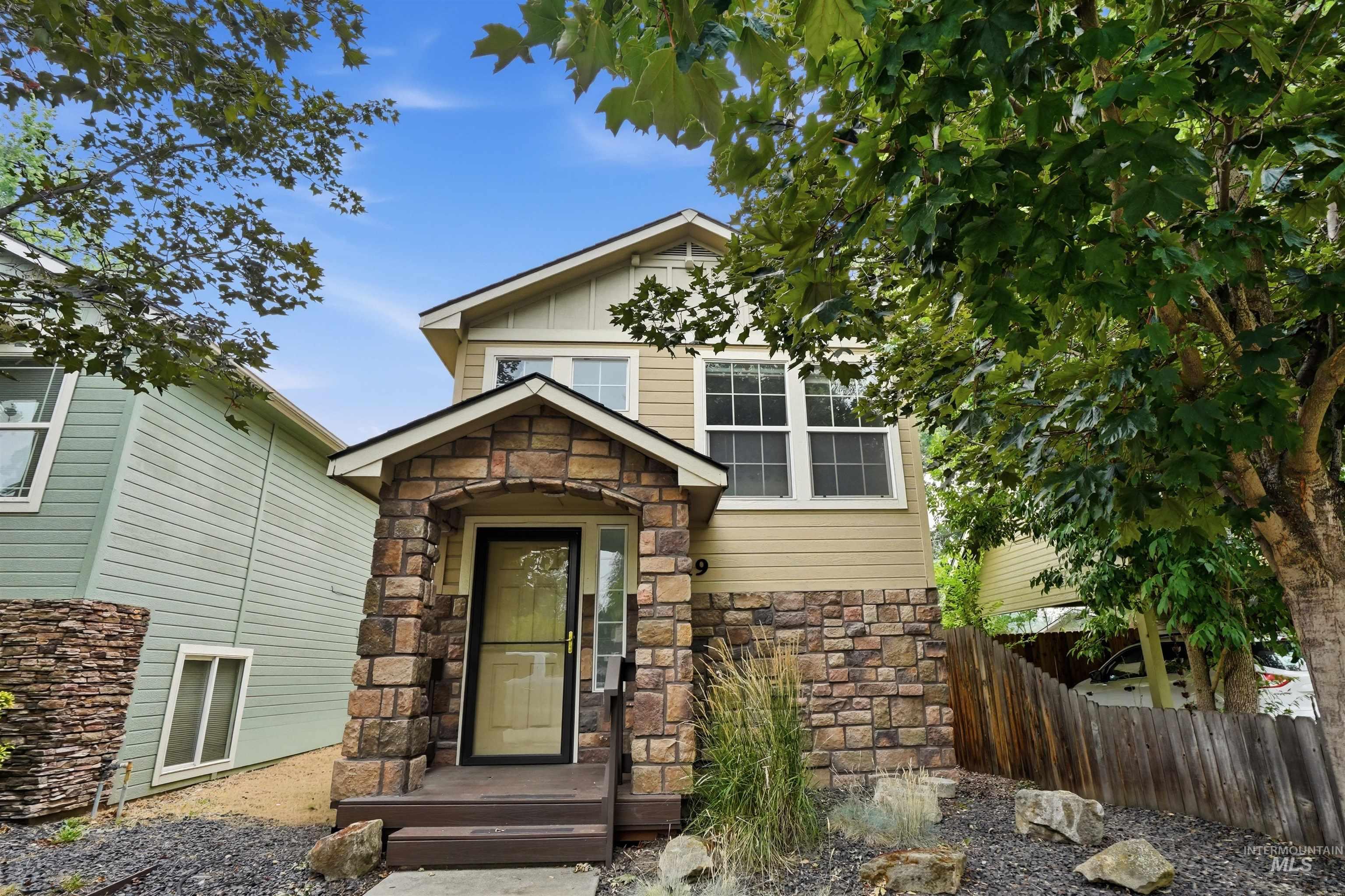 main property photo 39