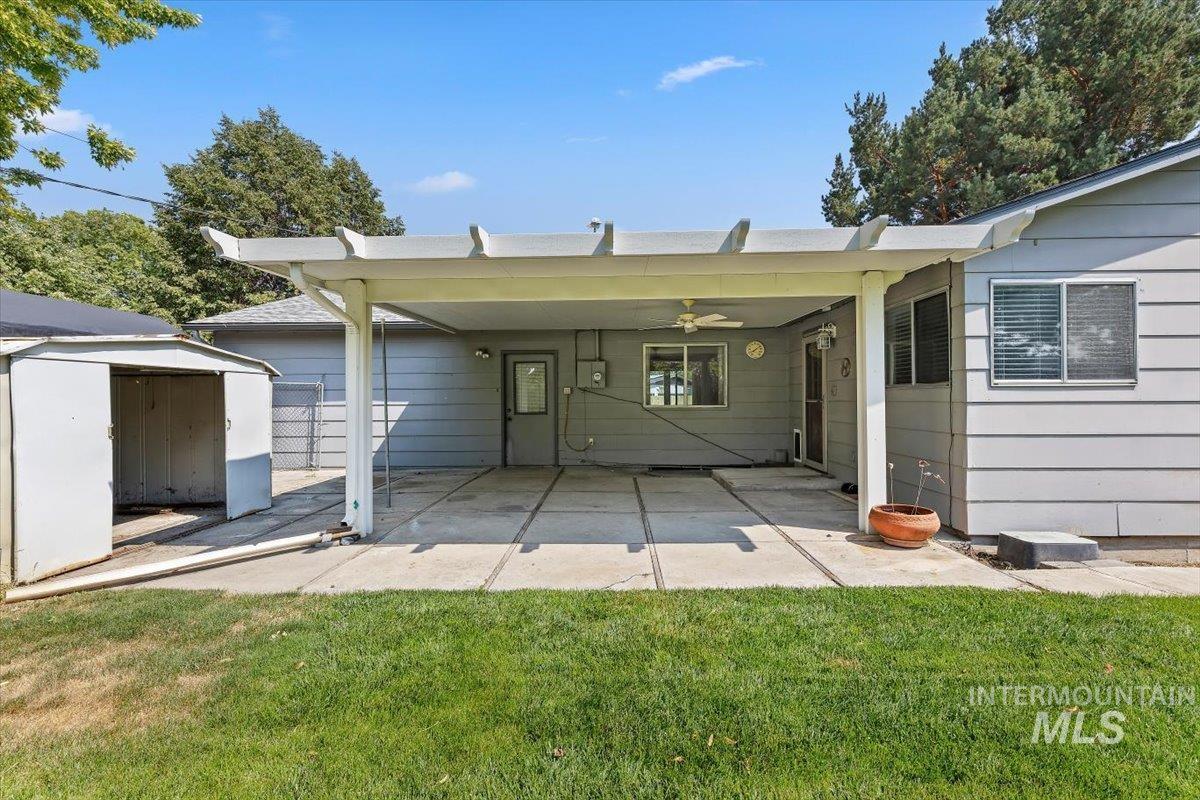 main property photo 35