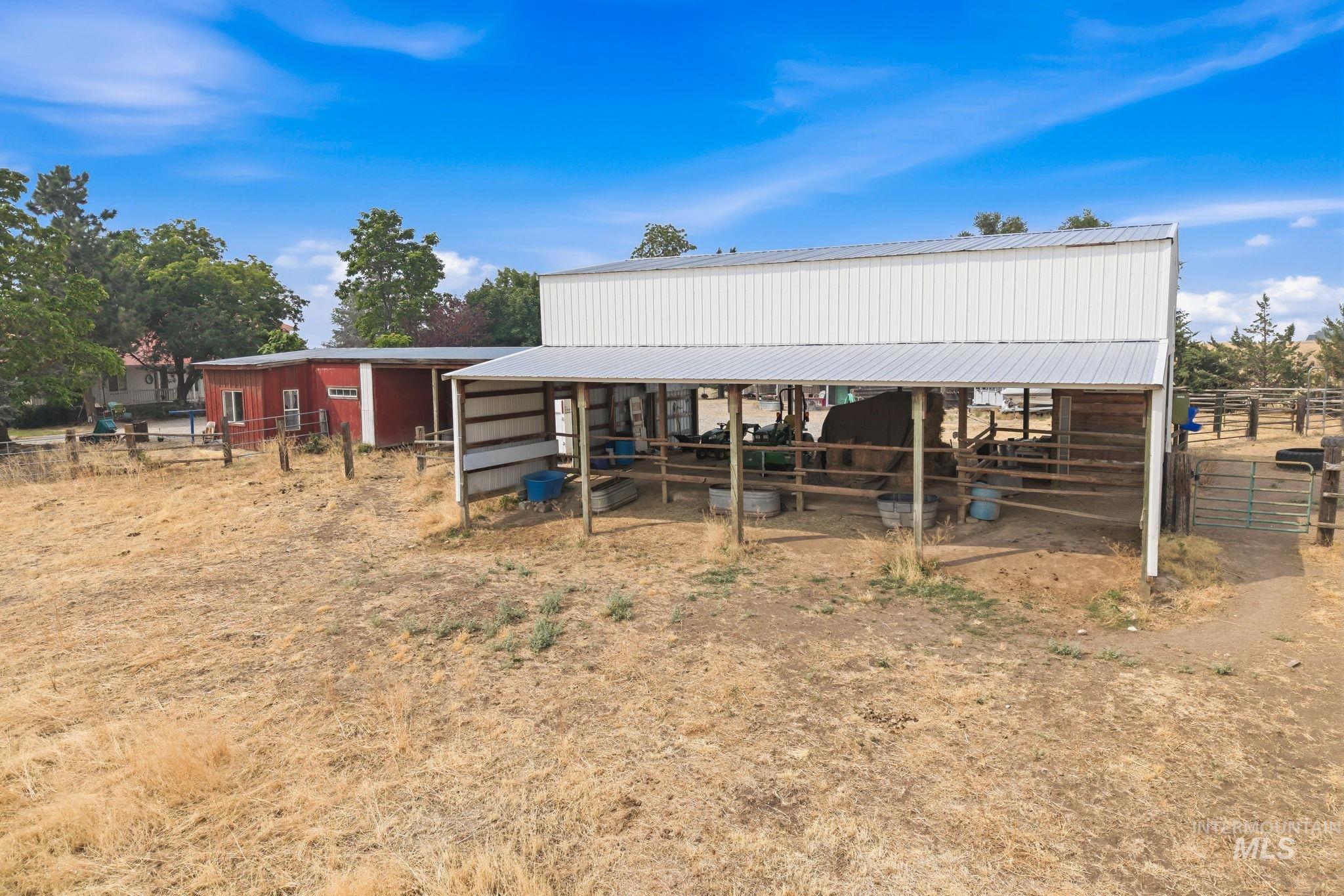 main property photo 15