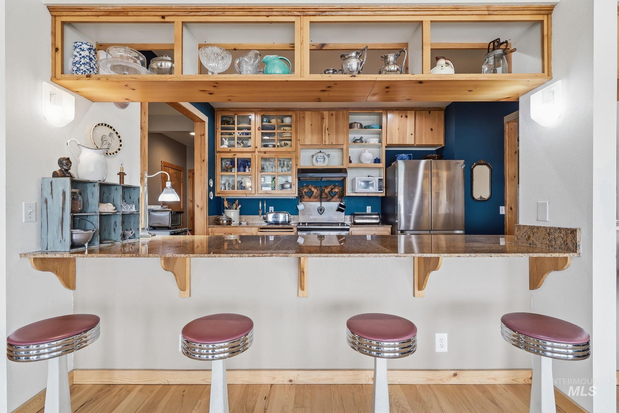 main property photo 23