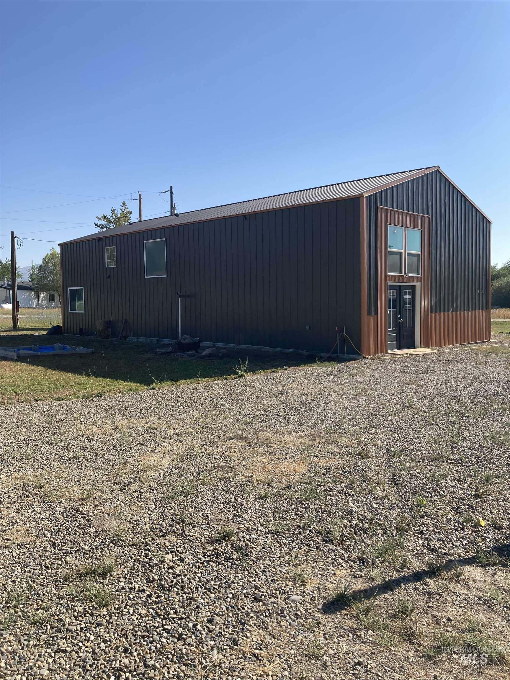 main property photo 5