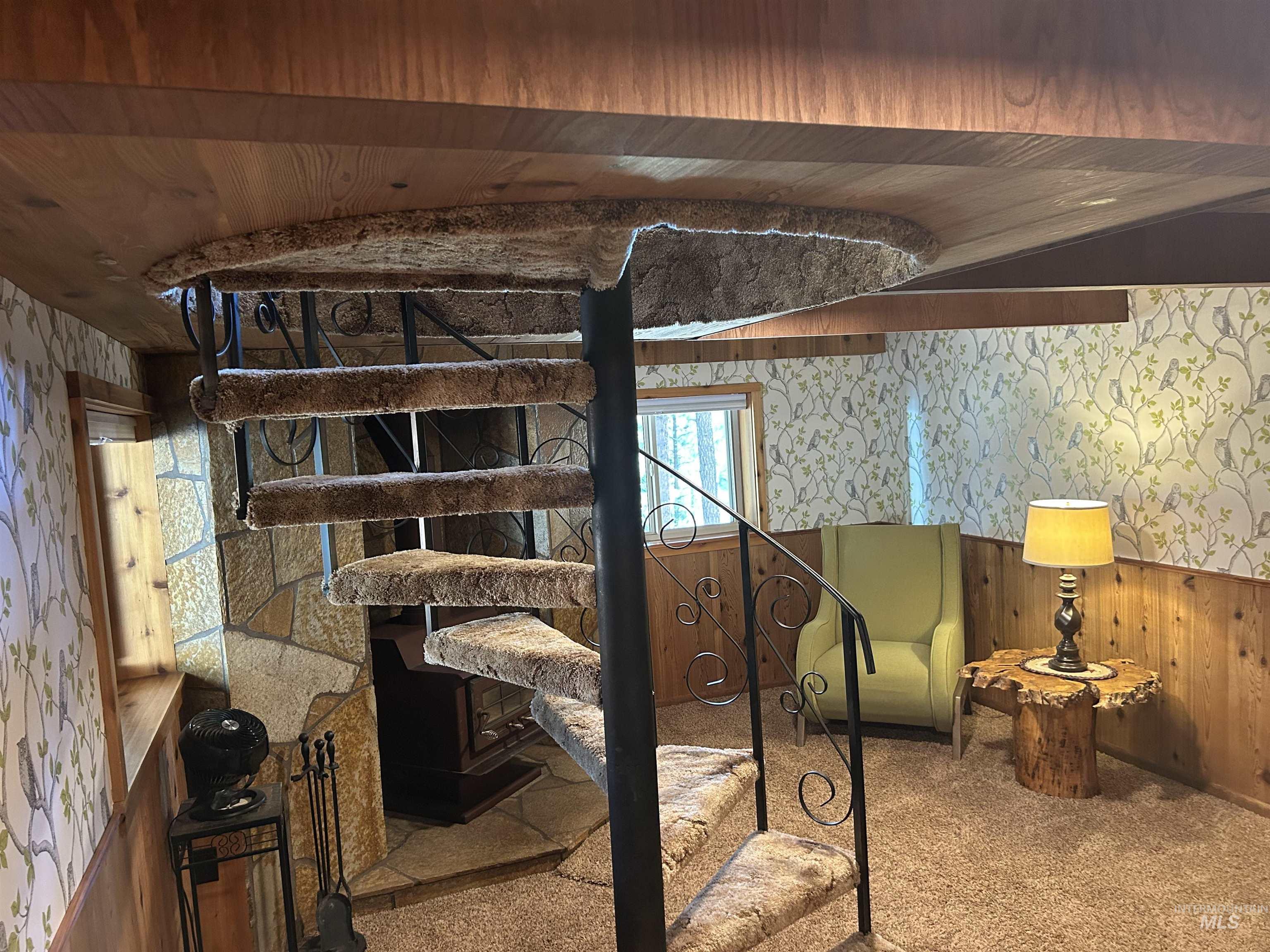 main property photo 17