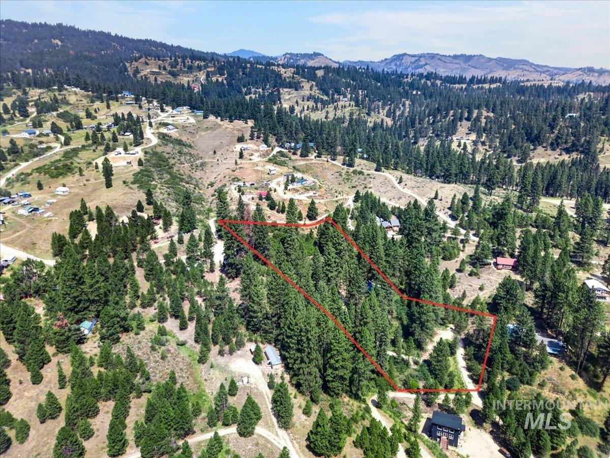 main property photo 45