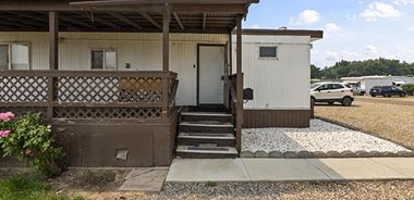 image of property with 2 Bed | 1 Bath | 616 Sqft