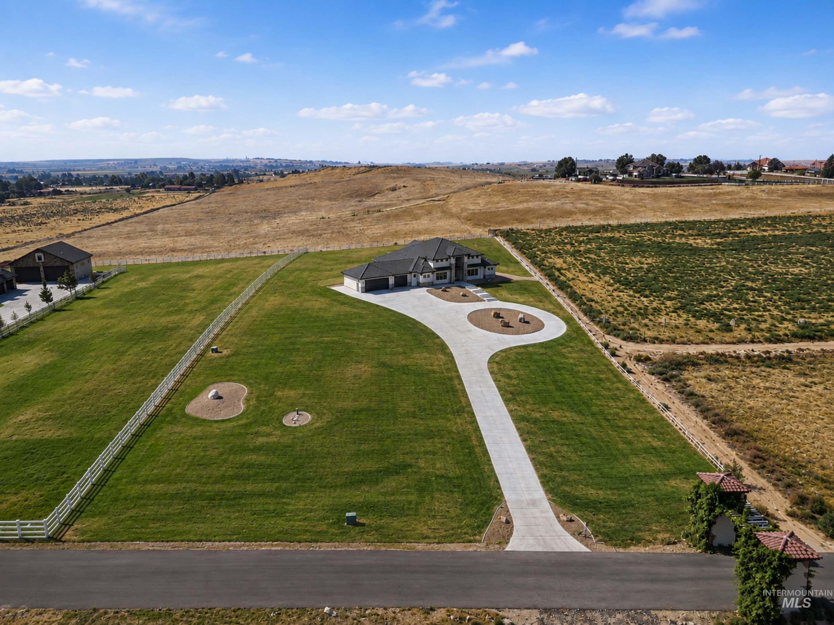 main property photo 47