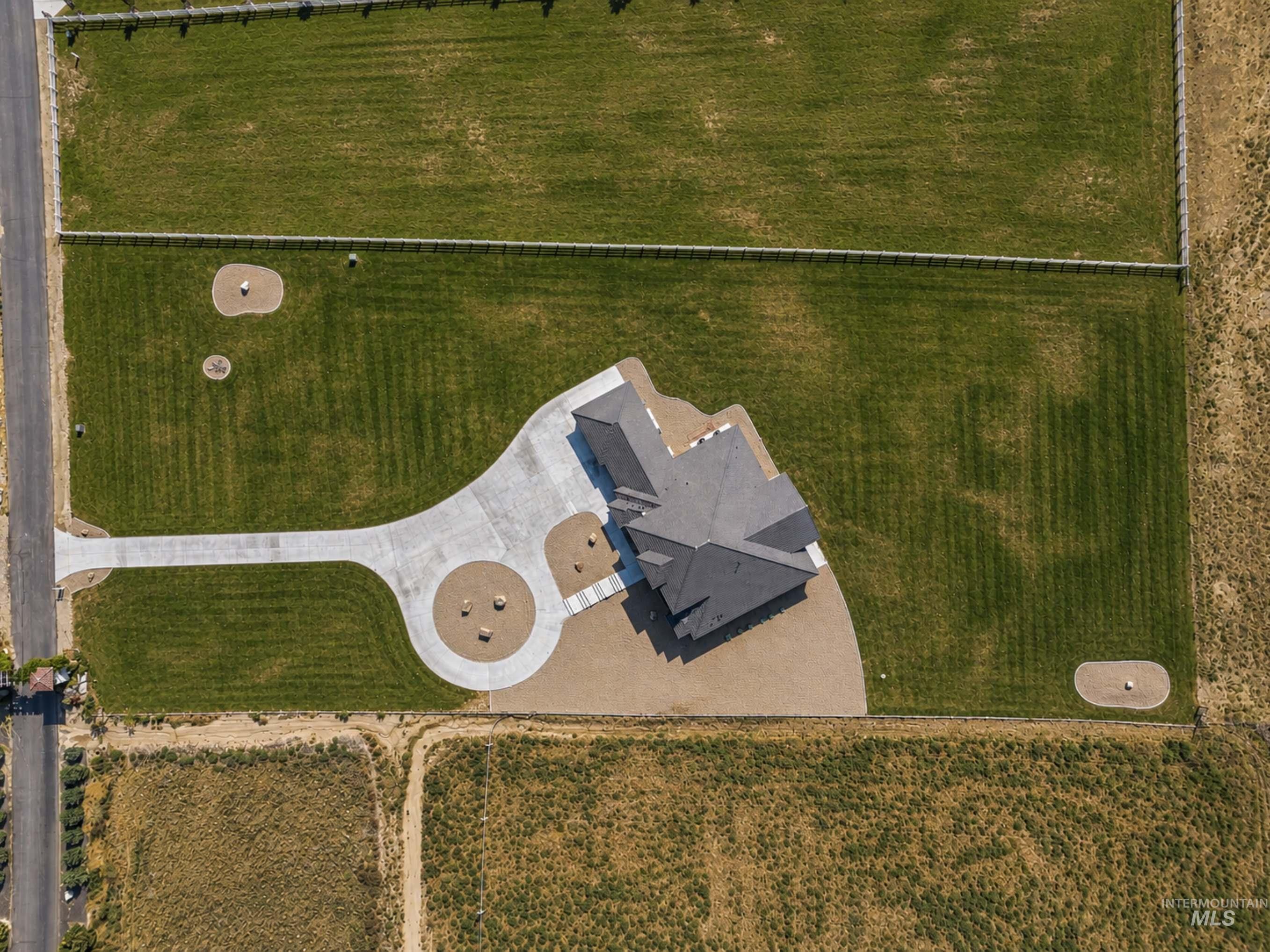 main property photo 48