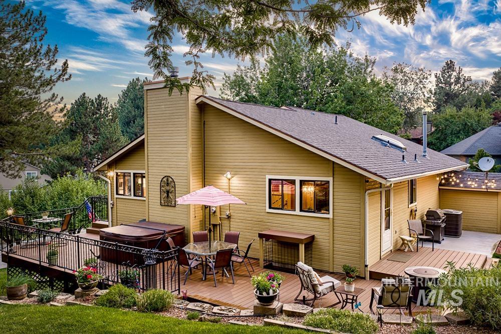 main property photo 25