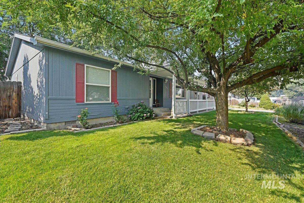 property viewer photo 1