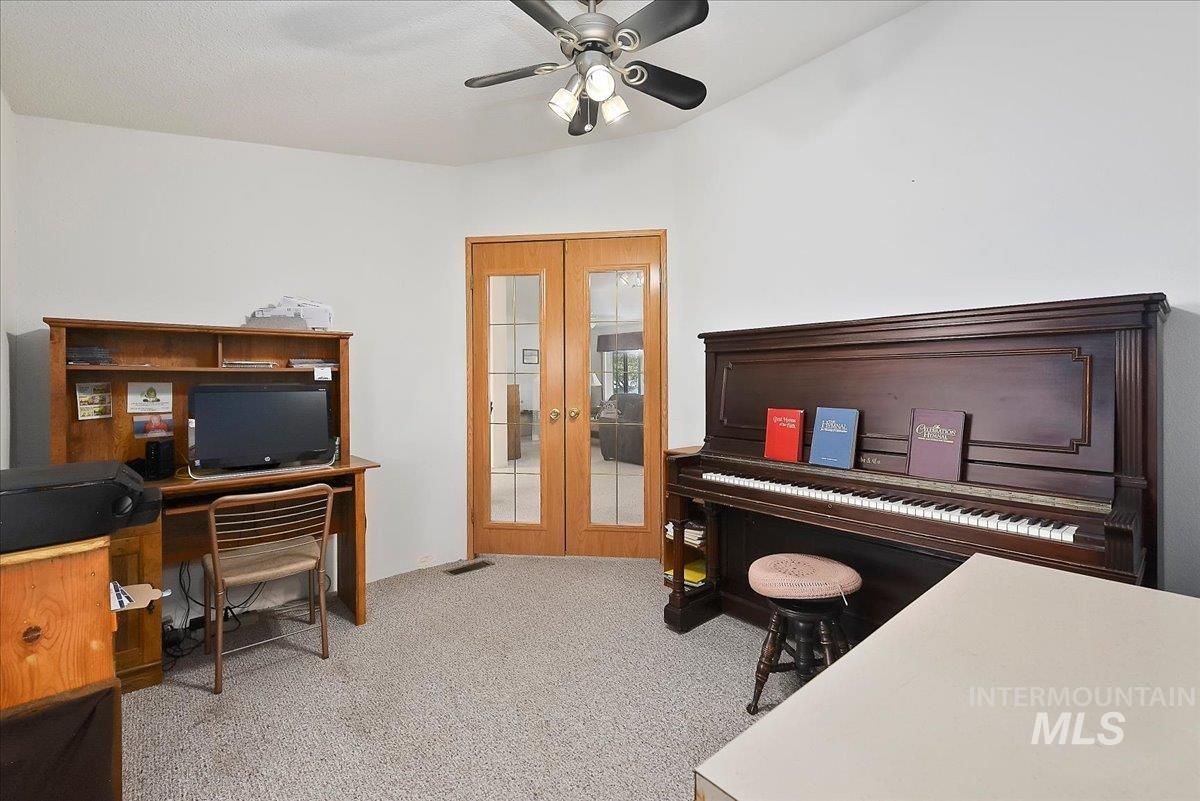 property viewer photo 18