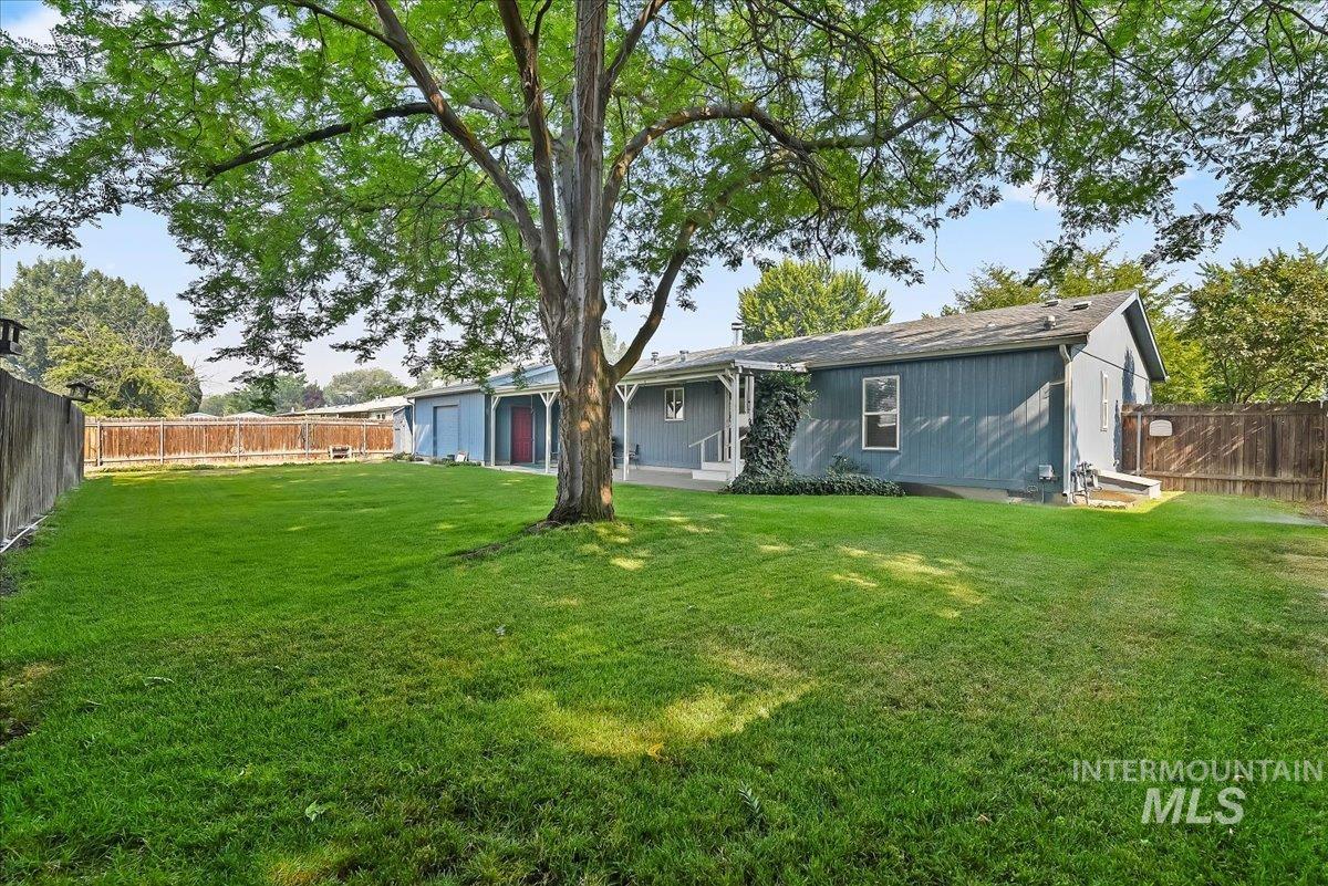 property viewer photo 24