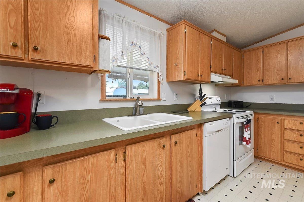 property viewer photo 9
