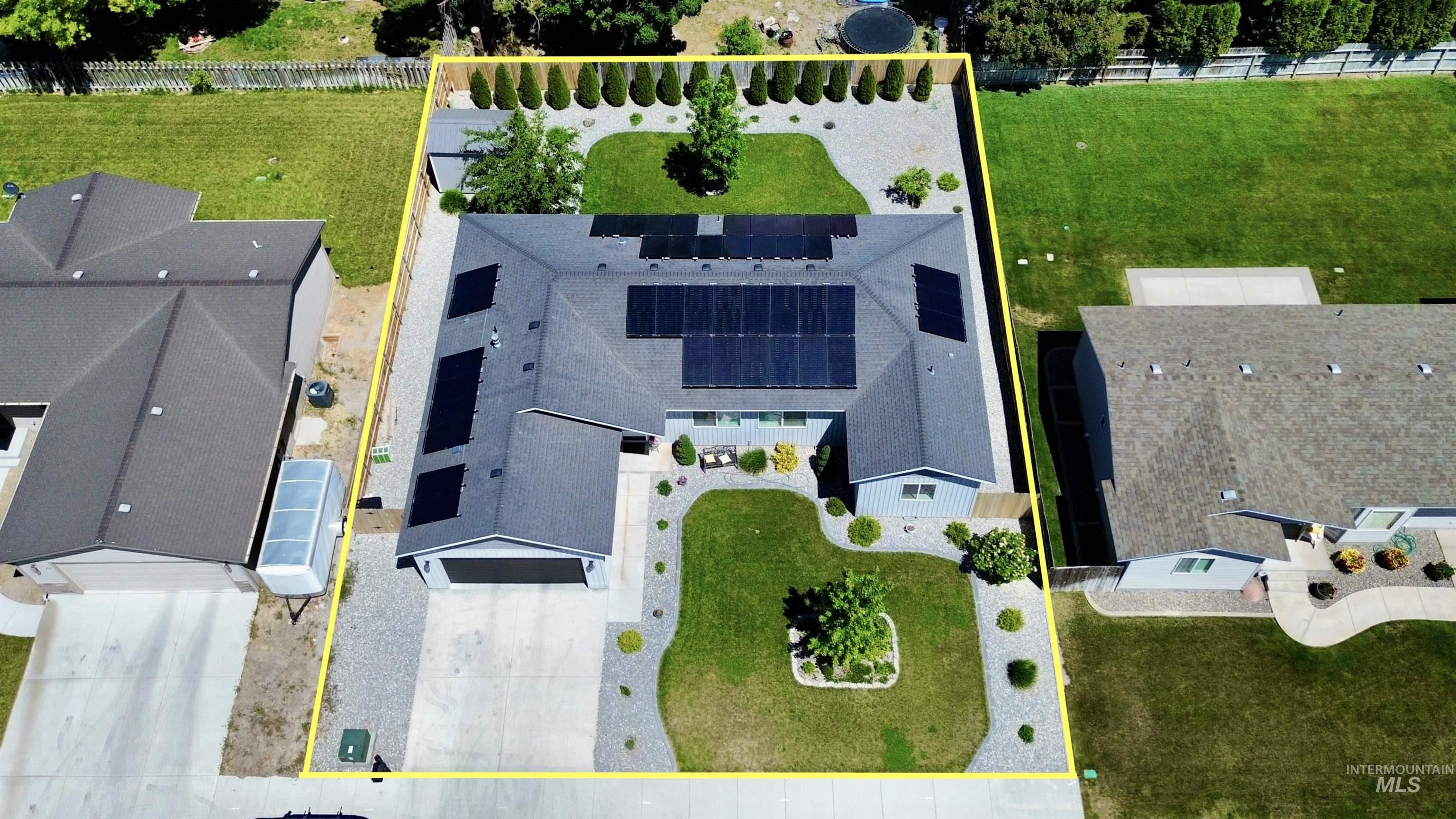 main property photo 25