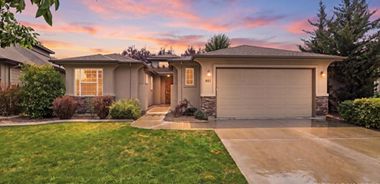 image of property with 4 Bed | 2 Bath | 2,016 Sqft