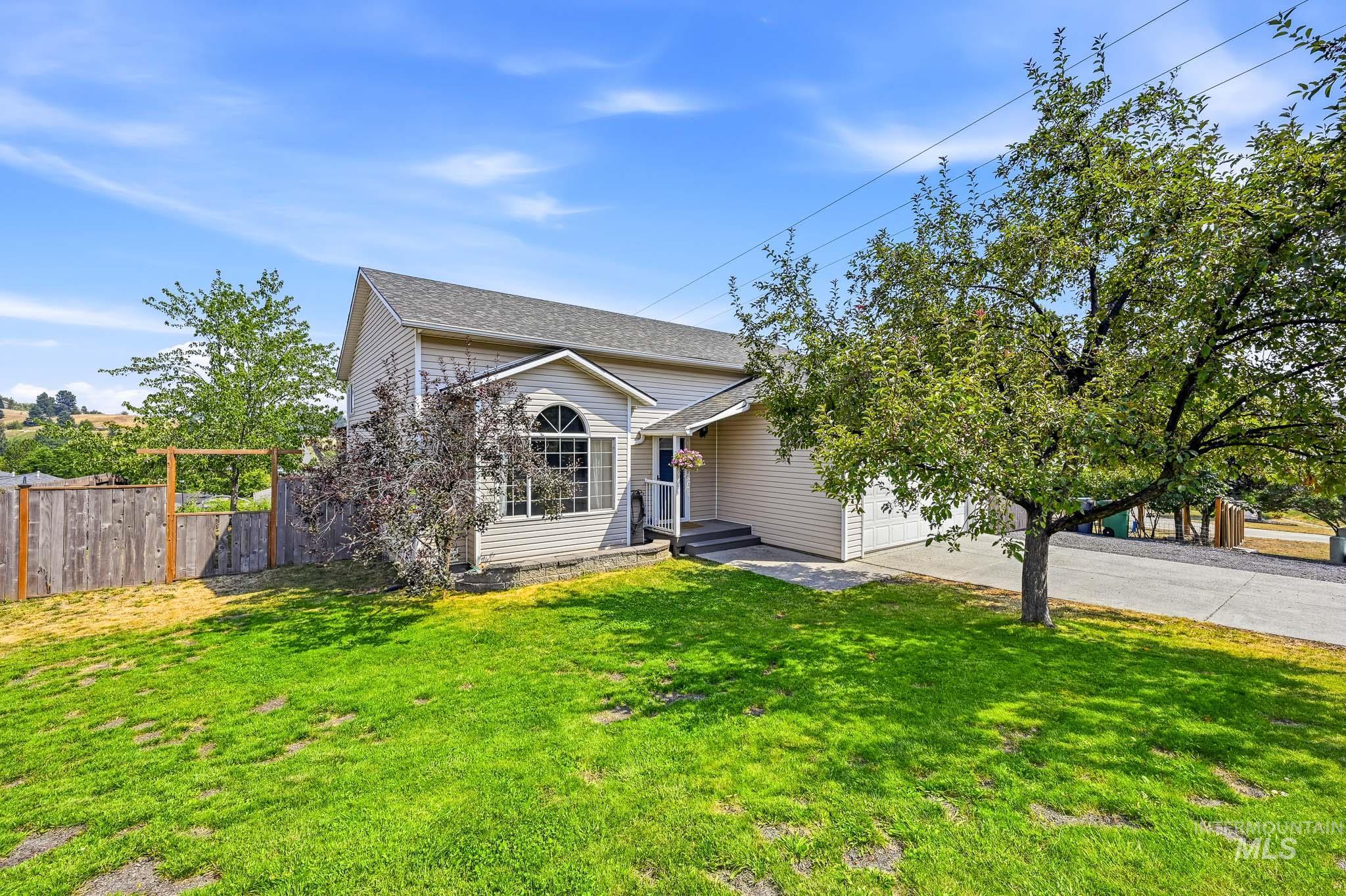 main property photo 42