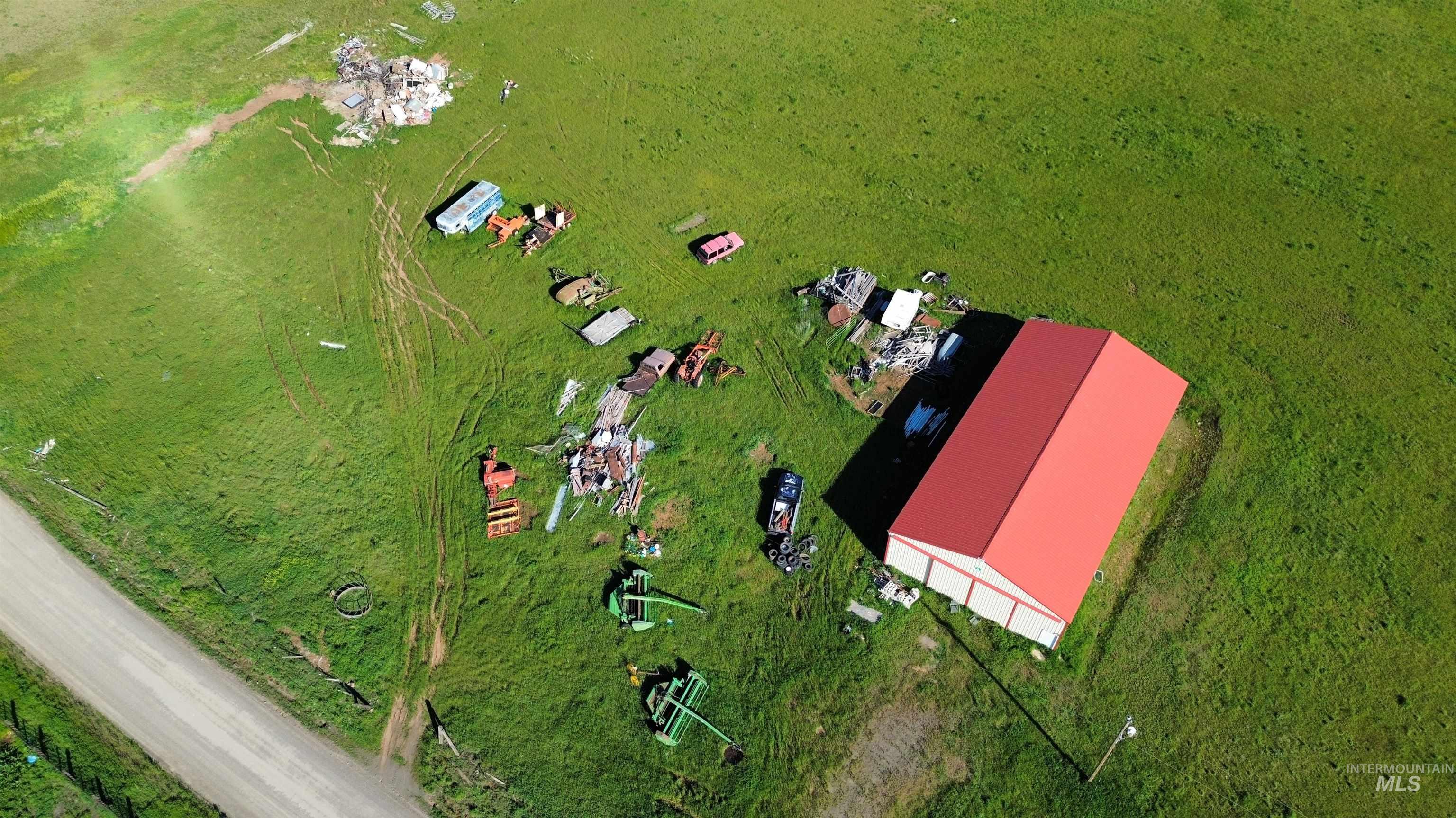 main property photo 16