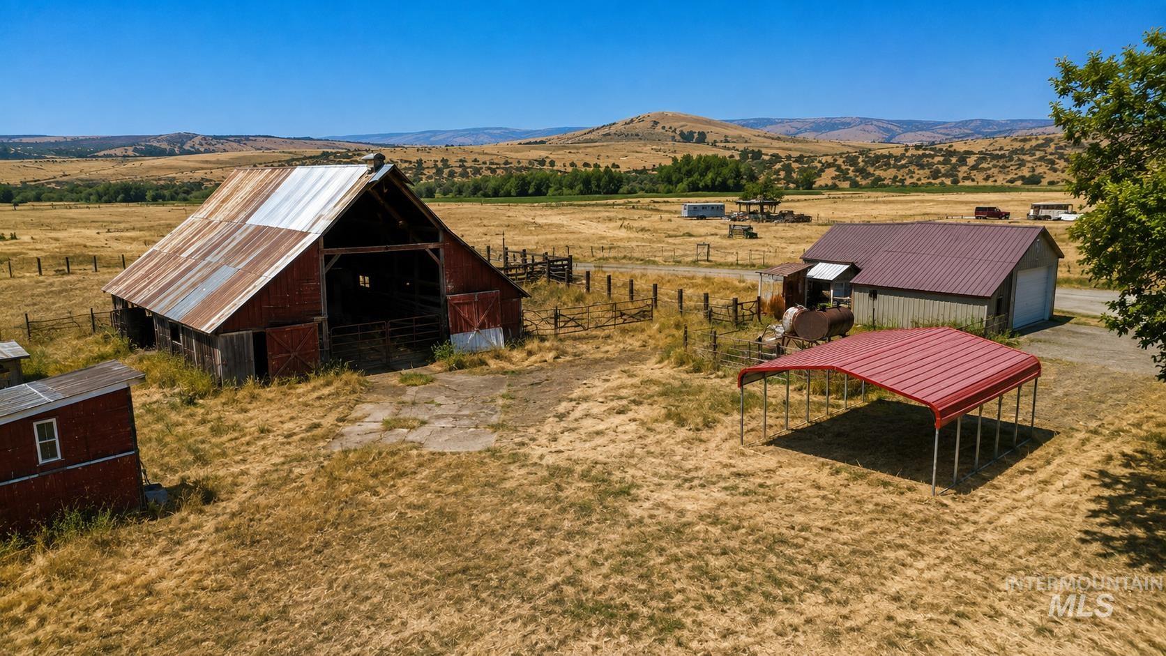 main property photo 20