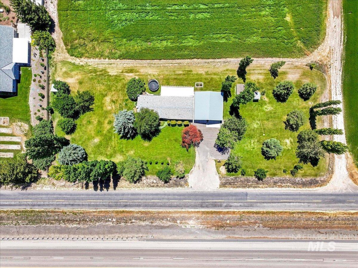 main property photo 42