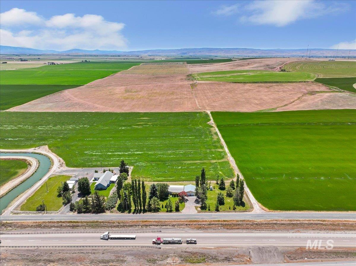 main property photo 43